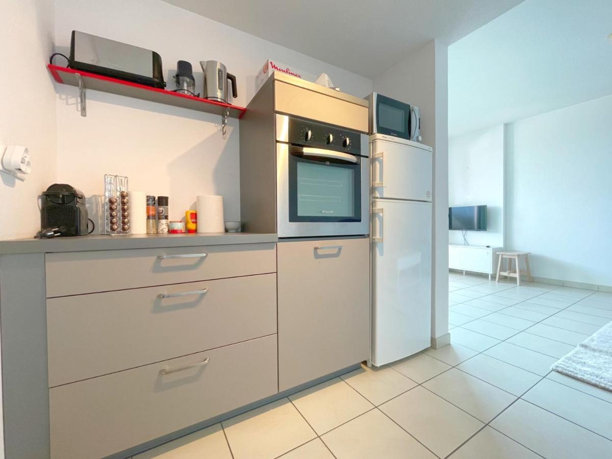 3P Climatise Avec Parking, Piscine, Proche Plage Et Commerces A Sete - Fr-1-338-497 Exteriör bild
